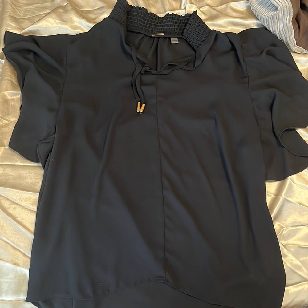Flowy black short-sleeves blouse